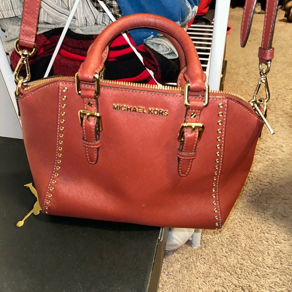 Michael kors purse crossbody red